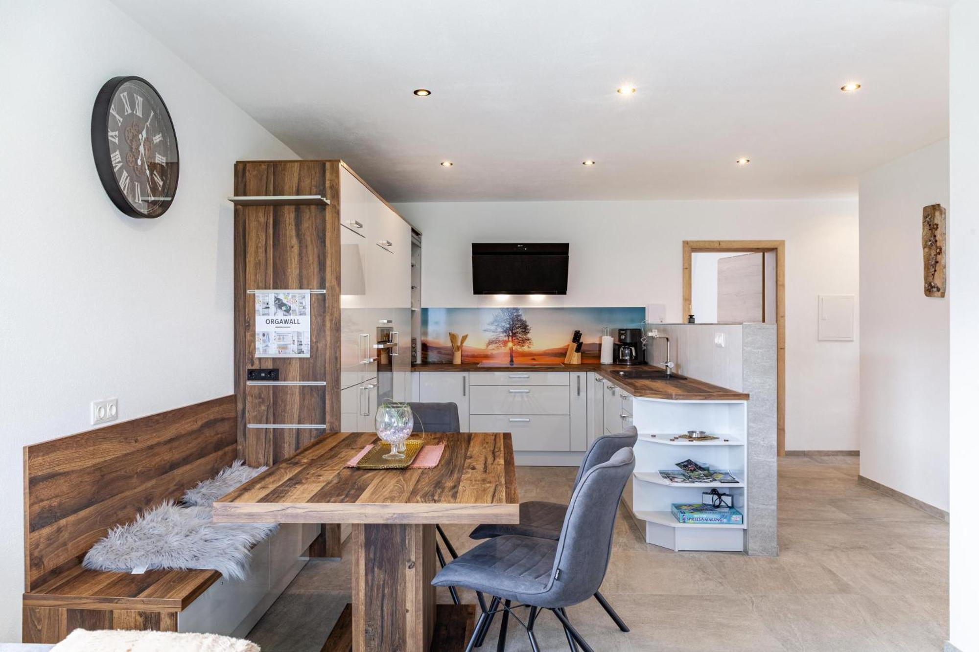 Elias Appartement *